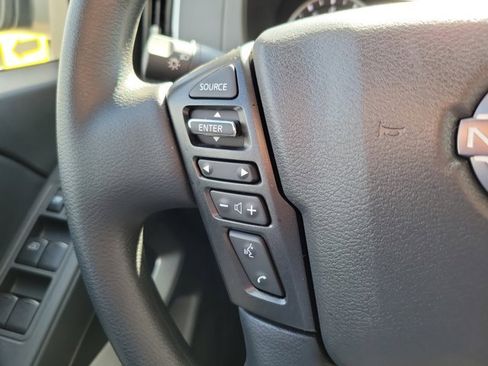 Certified 2025 Nissan Frontier SV image 24