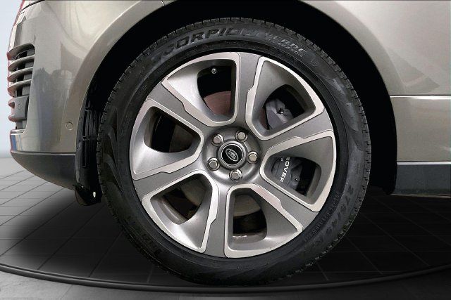 Used 2022 Land Rover Range Rover P525 Westminster Edition AWD/4WD image 11