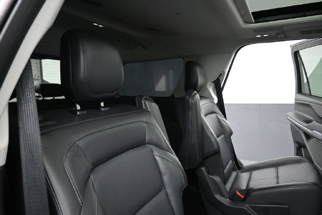 Certified 2025 Lincoln Navigator Reserve AWD/4WD image 26