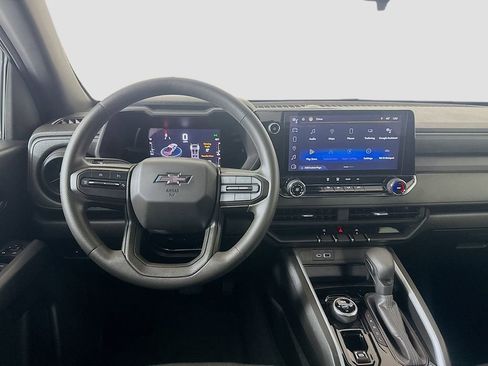 Used 2023 Chevrolet Colorado Trail Boss image 21