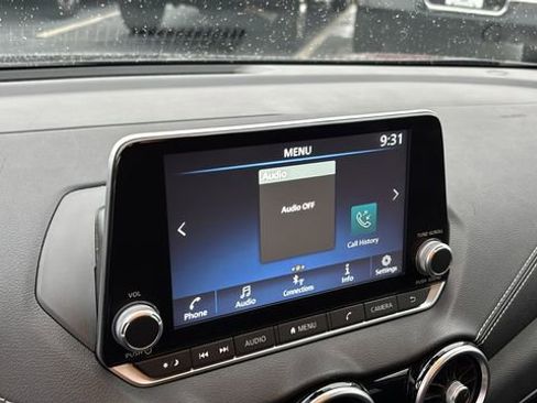 Used 2024 Nissan Sentra SV image 4