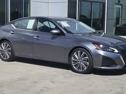 Used 2023 Nissan Altima 2.5 SL
