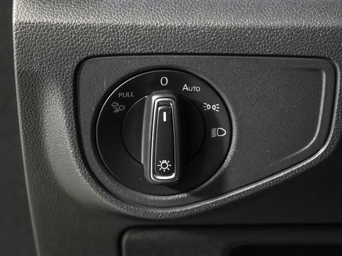 Used 2021 Volkswagen Atlas Cross Sport SEL image 23