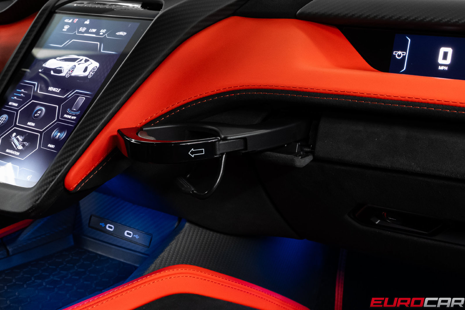 Used 2025 Lamborghini Revuelto AWD/4WD image 40