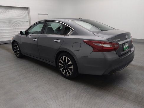 Used 2018 Nissan Altima 2.5 SV image 3