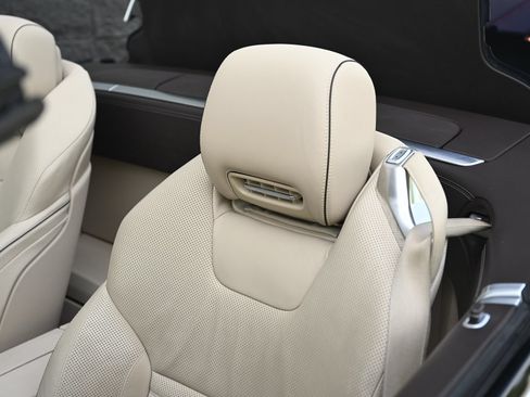 Used 2013 Mercedes-Benz SL 550 image 32