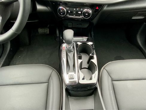 Certified 2025 Chevrolet Trax ACTIV image 41