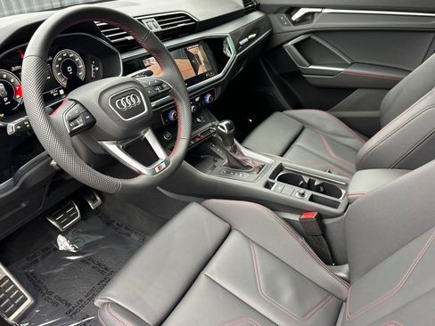 Used 2025 Audi Q3 2.0T Premium Plus w/ Premium Plus Package image 4