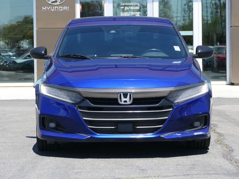 Used 2022 Honda Accord Sport image 7