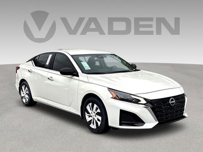 New 2025 Nissan Altima 2.5 S