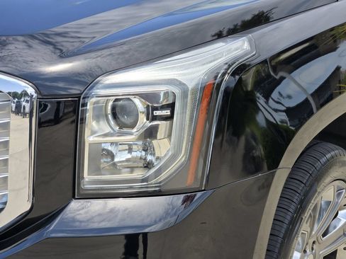 Used 2016 GMC Yukon Denali w/ Open Road Package RWD image 5