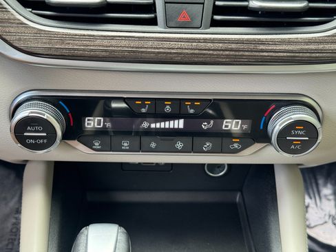 Used 2019 Nissan Altima 2.5 SL AWD/4WD image 27