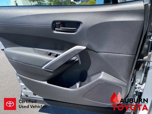 Certified 2025 Toyota Corolla Cross AWD Hybrid image 30