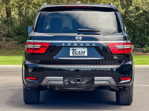 Used 2023 Nissan Armada SL AWD/4WD image 5