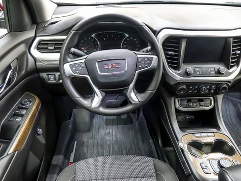 Used 2023 GMC Acadia SLE w/ Driver Convenience Package image 13