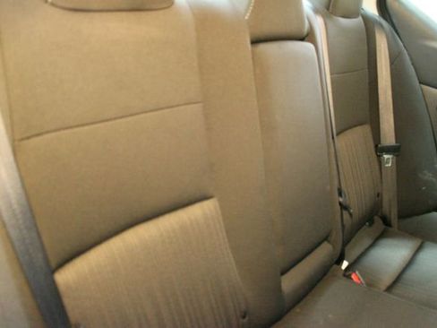 Used 2025 Nissan Altima 2.5 SV image 13