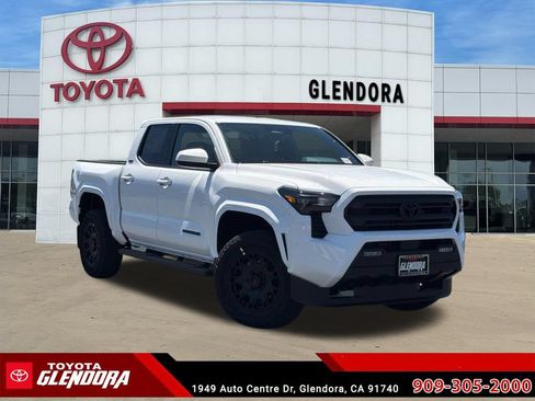 New 2026 Toyota Tacoma SR5 RWD image 1