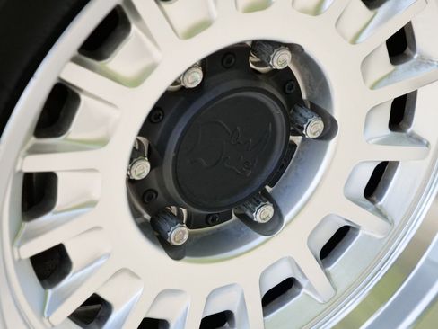 Used 2022 Toyota Tacoma TRD Sport AWD/4WD image 42