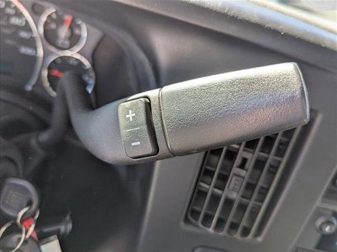 Used 2022 Chevrolet Express 3500 w/ Driver Convenience Package image 11