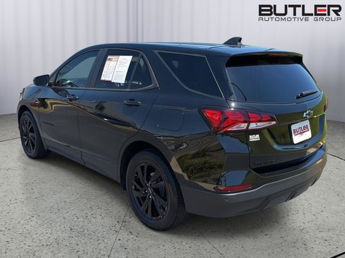 Used 2024 Chevrolet Equinox LS w/ LS Convenience Package FWD image 4