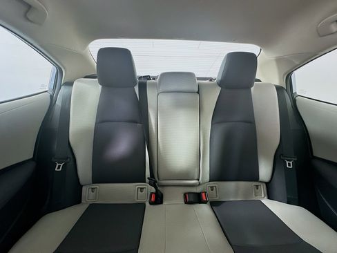 Used 2025 Toyota Corolla LE image 29