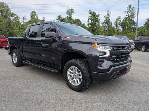 Used 2022 Chevrolet Silverado 1500 RST AWD/4WD image 2