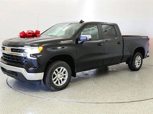 New 2026 Chevrolet Silverado 1500 LT w/ Convenience Package II AWD/4WD image 3