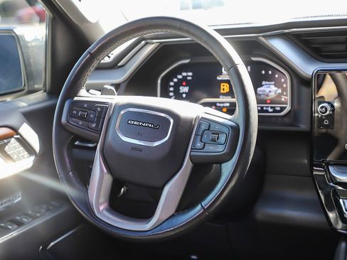 Used 2022 GMC Sierra 1500 Denali AWD/4WD image 17