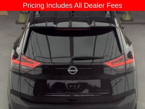 Certified 2023 Nissan Rogue SV w/ SV Premium B Package AWD/4WD image 4