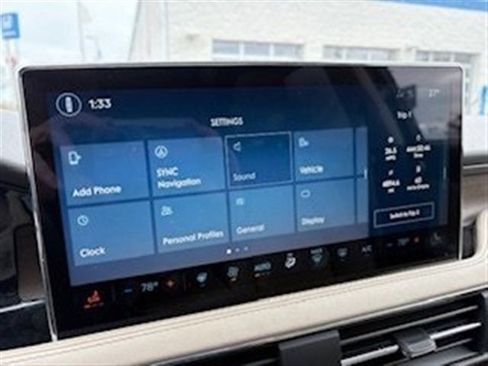 Used 2023 Lincoln Corsair Reserve w/ Equipment Group 201A image 11