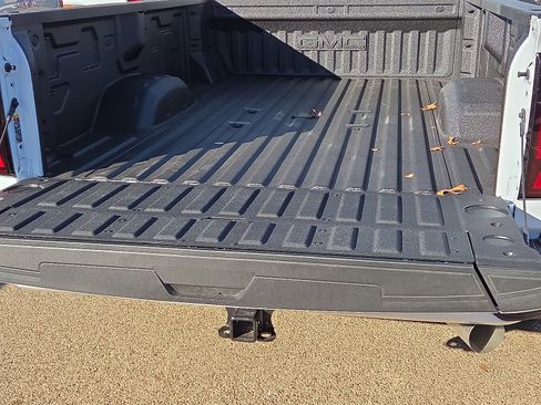 New 2026 GMC Sierra 3500 Denali Ultimate w/ LPO, Black Badging Package image 7