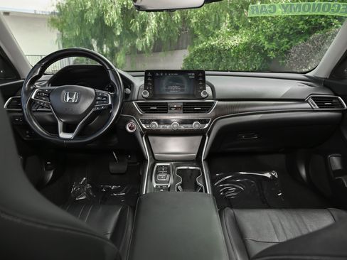 Used 2022 Honda Accord Touring image 25