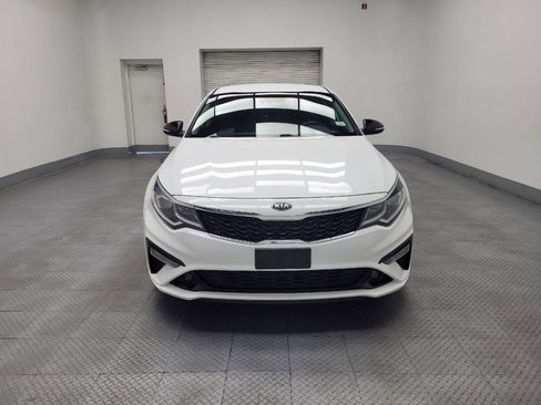 Used 2020 Kia Optima S FWD image 14
