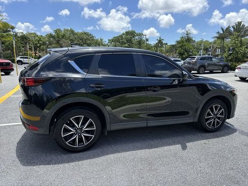Used 2018 MAZDA CX-5 Touring w/ Preferred Equipment Package FWD image 4