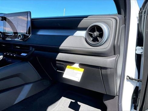 New 2026 Chevrolet Colorado LT w/ Advanced Trailering Package AWD/4WD image 27