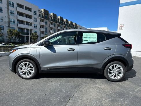 New 2027 Chevrolet Bolt LT w/ Comfort Package image 7