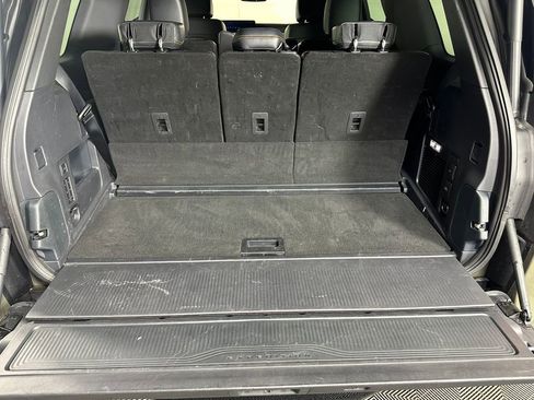 Used 2025 Ford Expedition Tremor AWD/4WD image 6