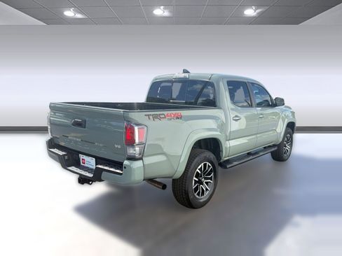 Certified 2023 Toyota Tacoma TRD Sport w/ Technology Package AWD/4WD image 9