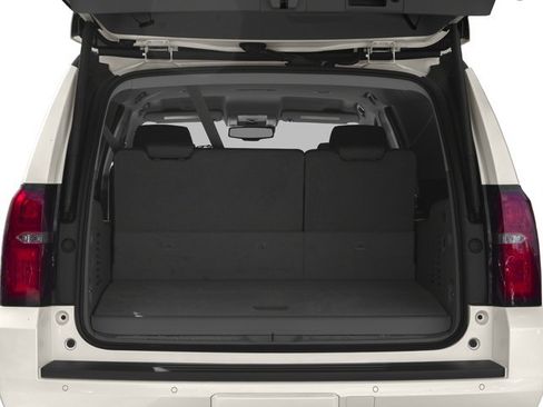 Used 2016 Chevrolet Suburban LT AWD/4WD image 16