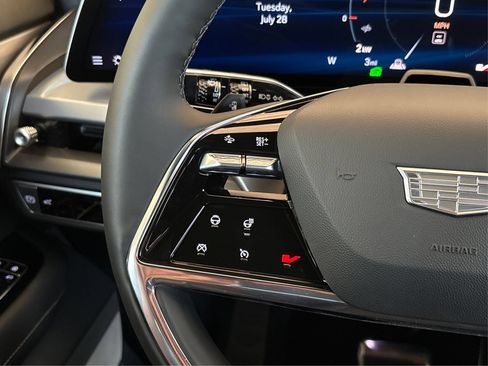 New 2027 Cadillac Vistiq Sport AWD/4WD image 25