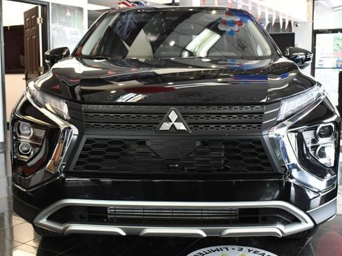 New 2026 Mitsubishi Eclipse Cross SE AWD/4WD image 2