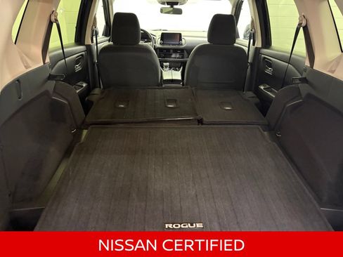 Certified 2025 Nissan Rogue SV AWD/4WD image 39