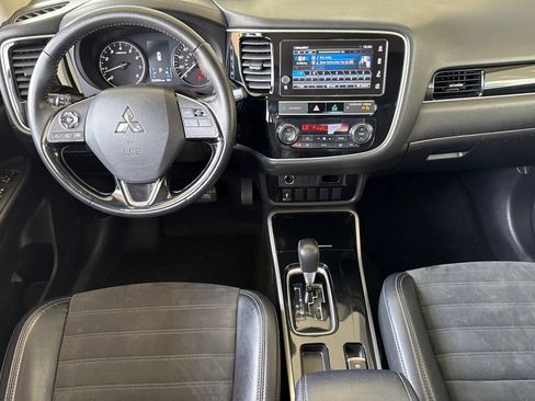 Used 2019 Mitsubishi Outlander SE FWD image 26