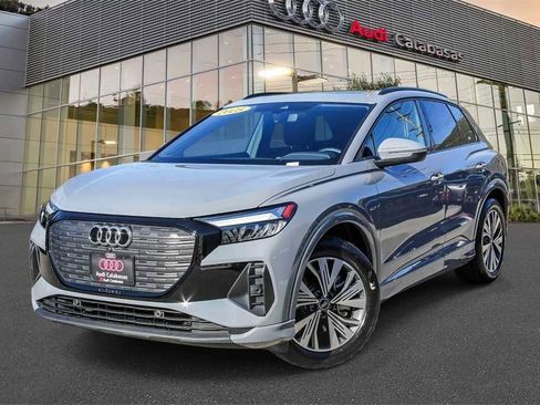 Used 2025 Audi Q4 e-tron Premium w/ Convenience Package image 1