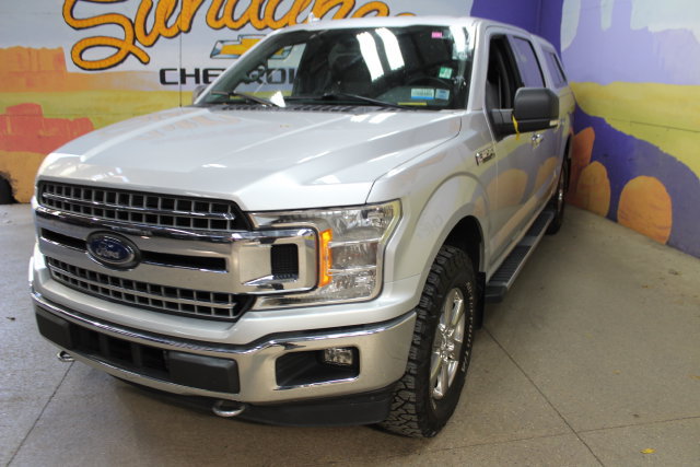 Used 2018 Ford F150 XLT w/ Equipment Group 302A Luxury AWD/4WD image 4