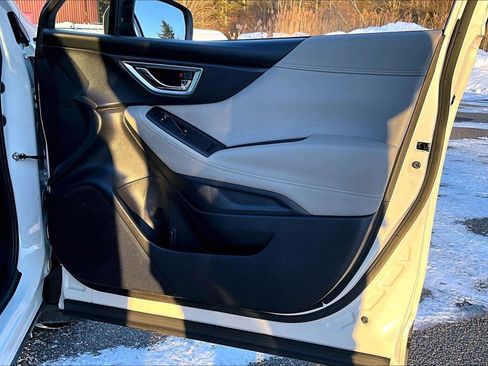 Used 2023 Subaru Forester Premium image 20