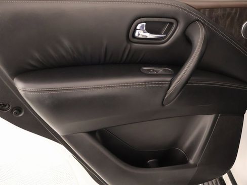 Used 2023 Nissan Armada Platinum w/ Captain's Chairs Package image 21