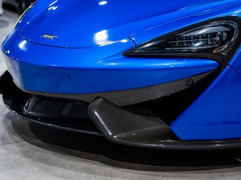 Used 2018 McLaren 570S Spider image 60