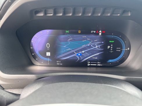 Certified 2024 Volvo XC90 T8 Ultimate w/ Protection Package Premier image 23