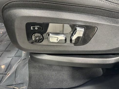 Certified 2026 BMW X7 xDrive40i AWD/4WD image 23